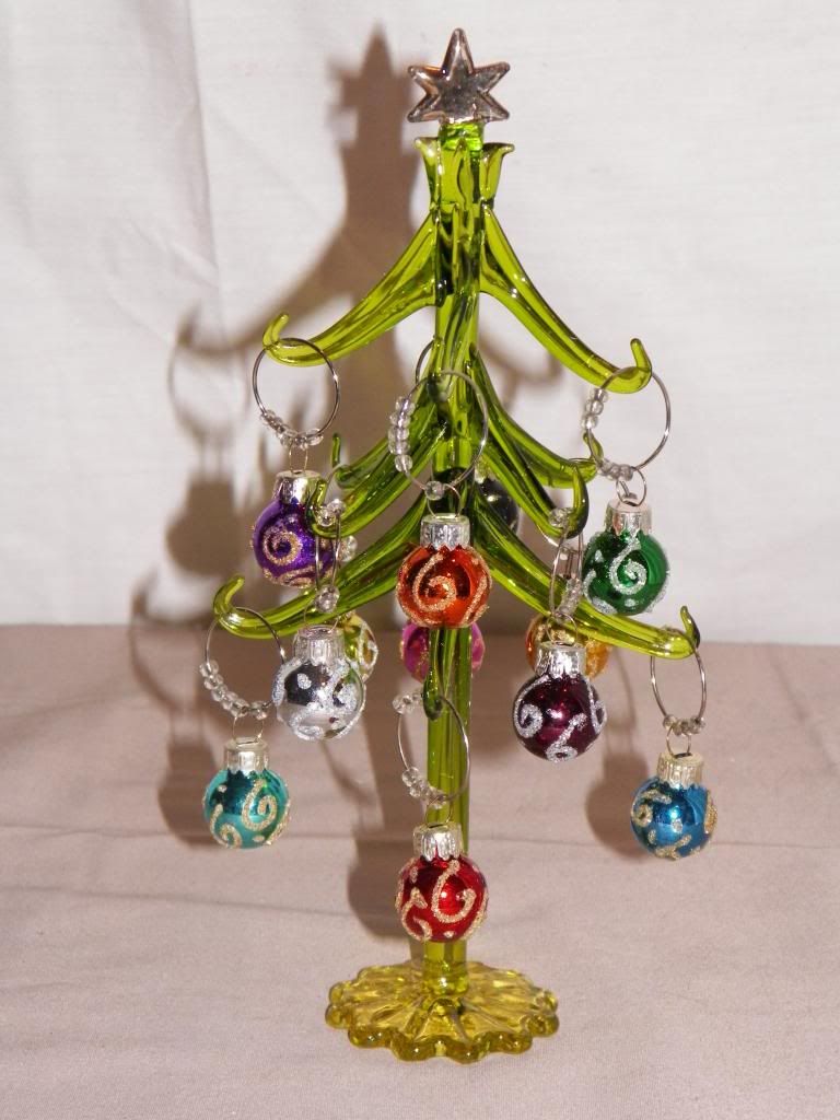 NEW GLASS CHRISTMAS TREE WINE CHARM HOLDER & 12 GLASS ASSORTED ORNAMENT CHARMS eBay