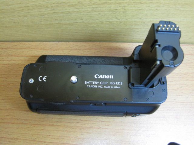 Thanh lý Grip Canon Nikon Sony-60D-D700-D200-D80-A300 ... hình thật nguyên zin .. - 2