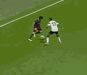 messi gifs photo: Messi destrozando a Nani MessdestrozandoNani_zpsd57eb9c2.gif